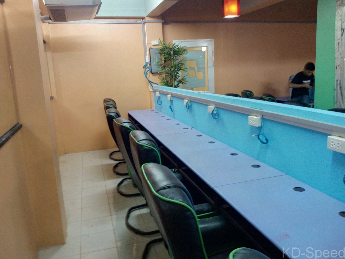 รูปที่ 4 ของ เดินสายแลน ร้าน Gundam Game 1